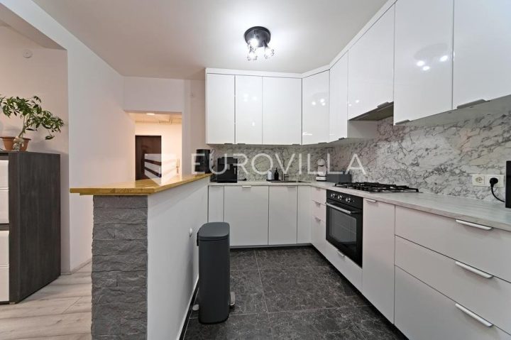Flat For sale - Osječko-baranjska Osijek - foto 3/15