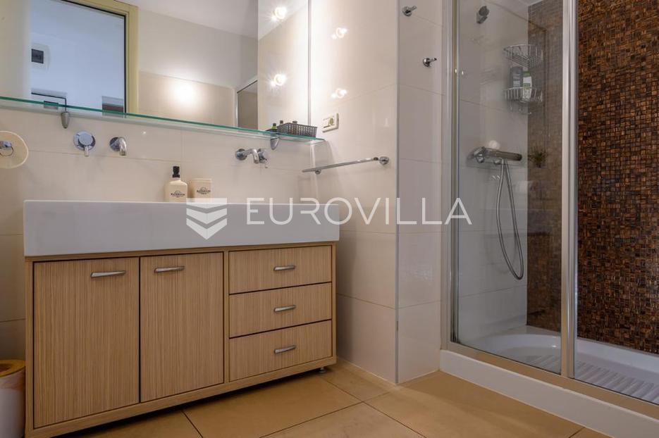 Apartment Zu verkaufen -  Split