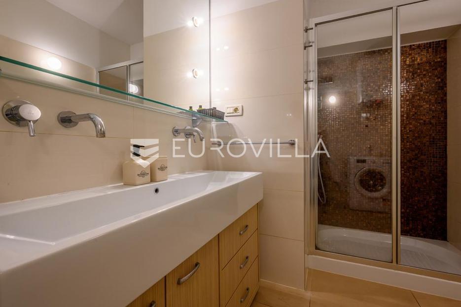 Apartment Zu verkaufen -  Split