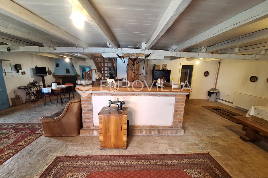 Maison À vendre - Karlovačka Barilovići - foto 1/17
