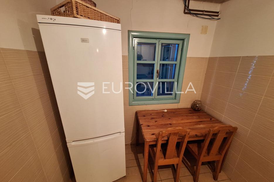 Maison À vendre - Karlovačka Barilovići