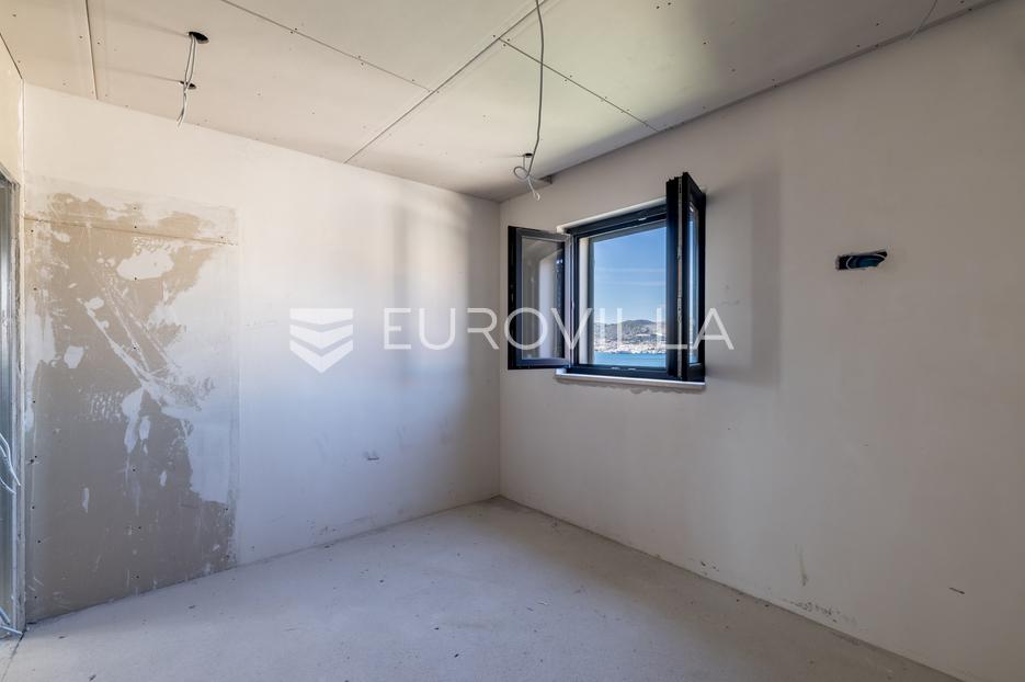 Apartma Na predaj -  Okrug