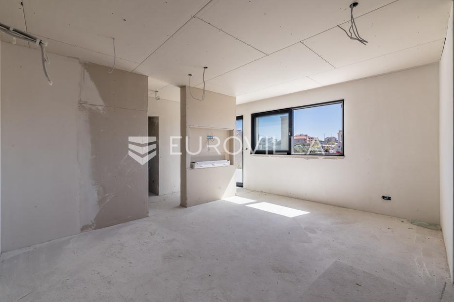 Apartma Na predaj -  Okrug