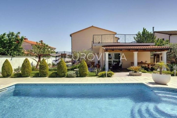 House for sale 350 m² – Medulin