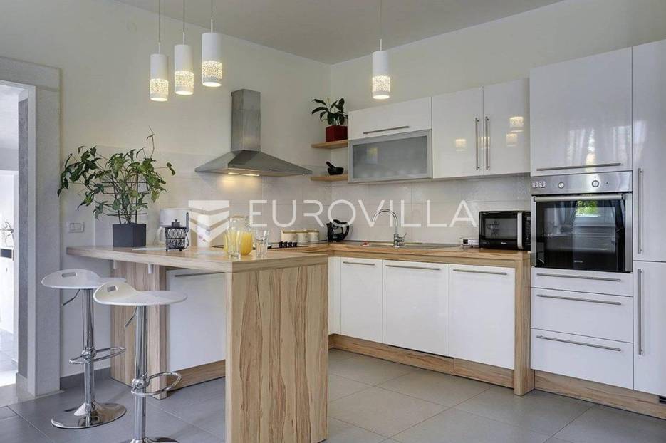 Haus Zu verkaufen - Istarska Medulin
