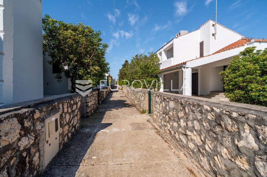 House For sale - Zadarska Kolan