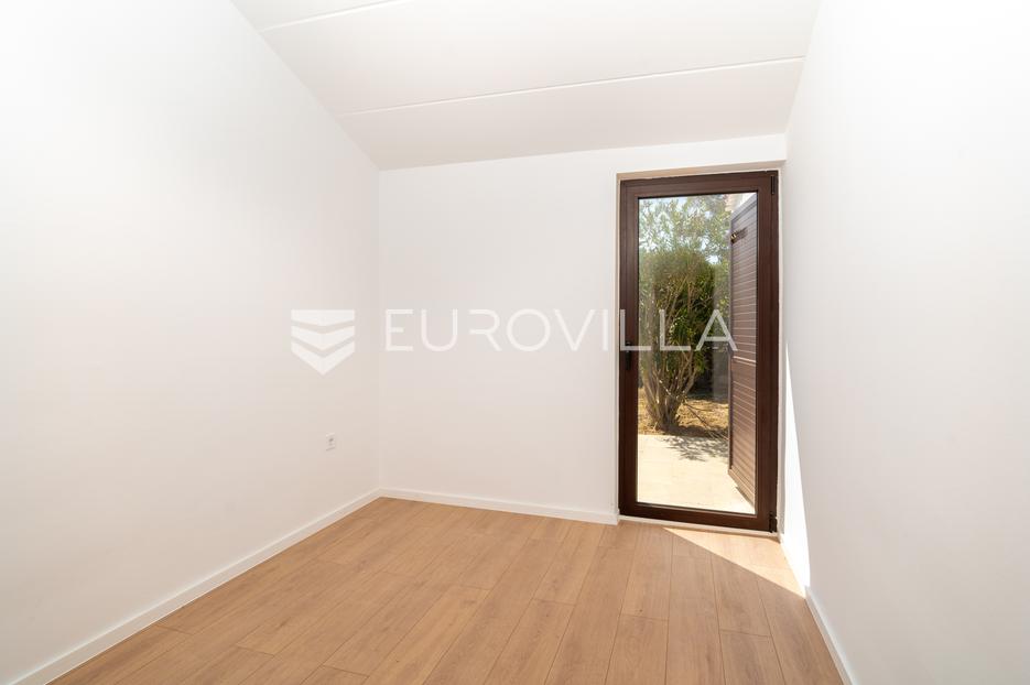 House For sale - Zadarska Kolan