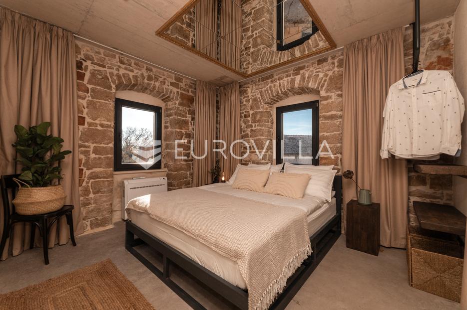 Kuća Na prodaju -  Pučišća