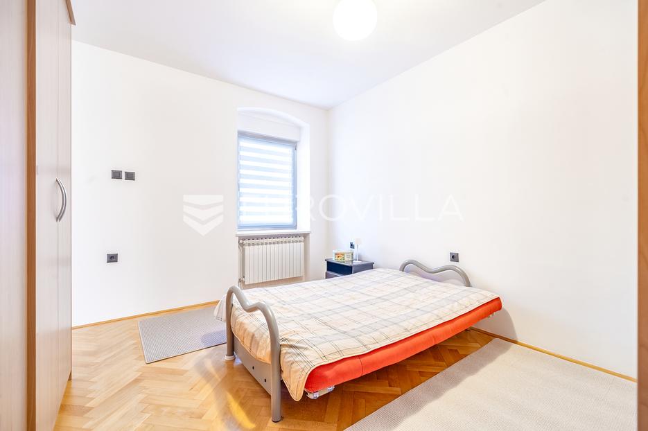 Apartment Zu verkaufen -  Donji Grad