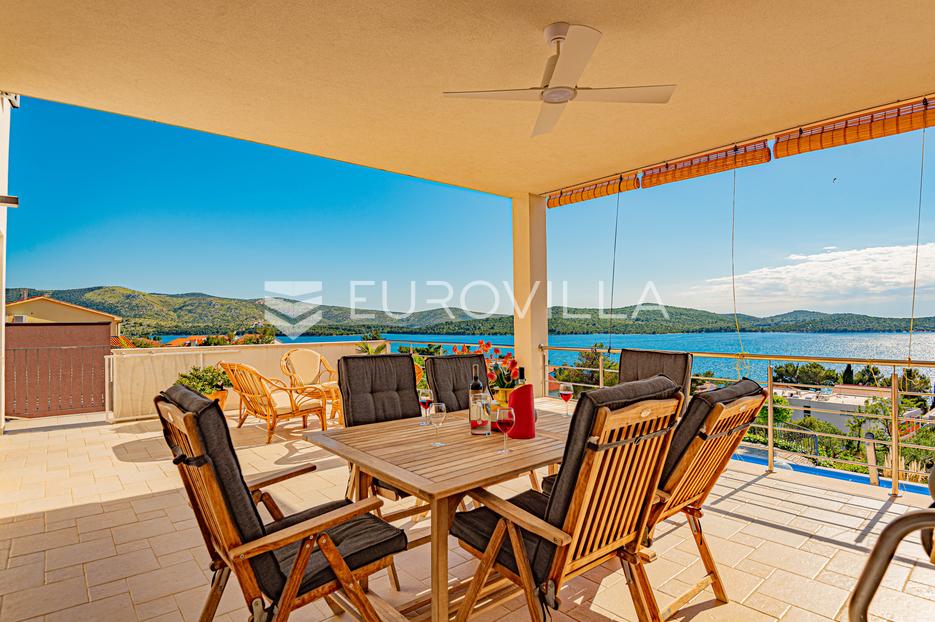 Casa In vendita -  Šibenik - Okolica