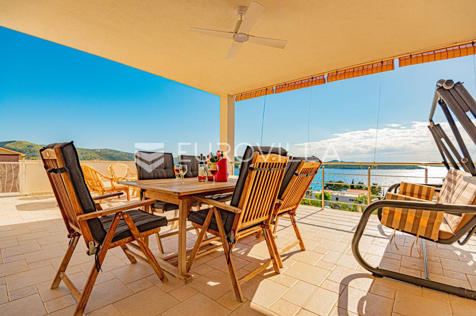 Casa In vendita -  Šibenik - Okolica