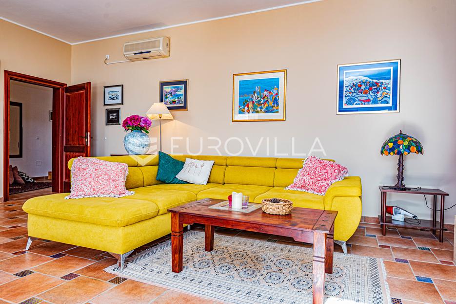 Casa In vendita -  Šibenik - Okolica