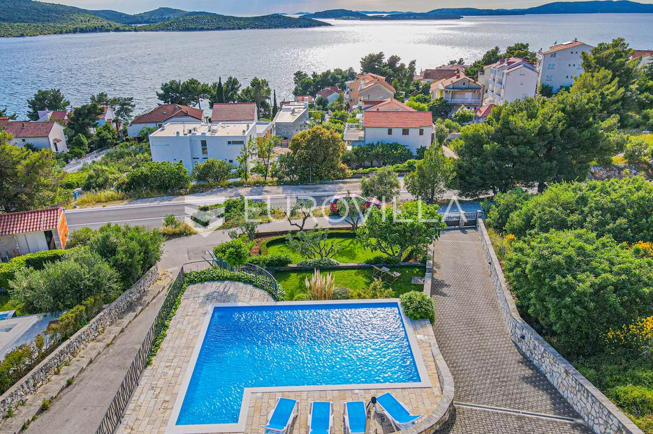 Casa In vendita -  Šibenik - Okolica