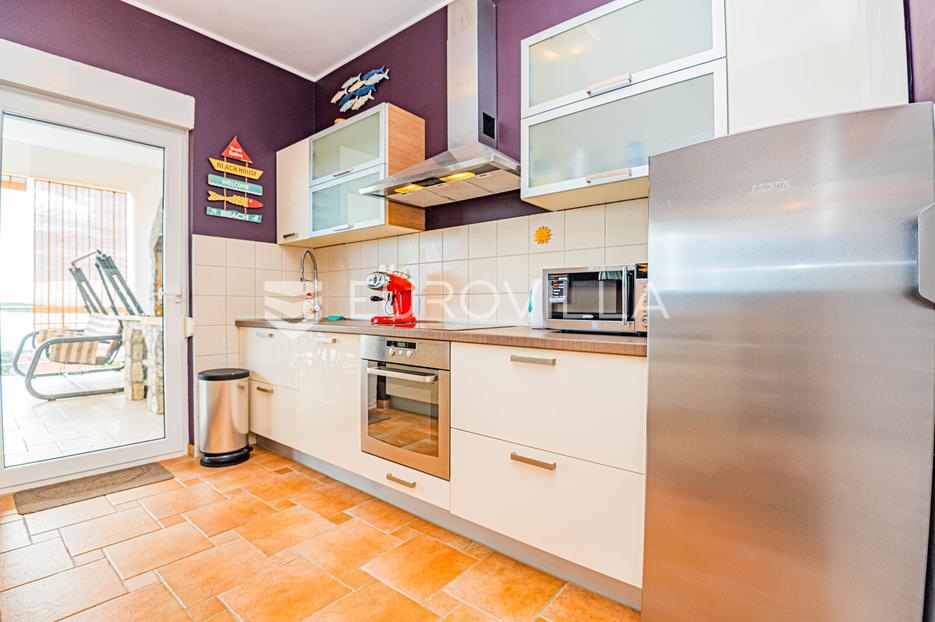 Casa In vendita -  Šibenik - Okolica