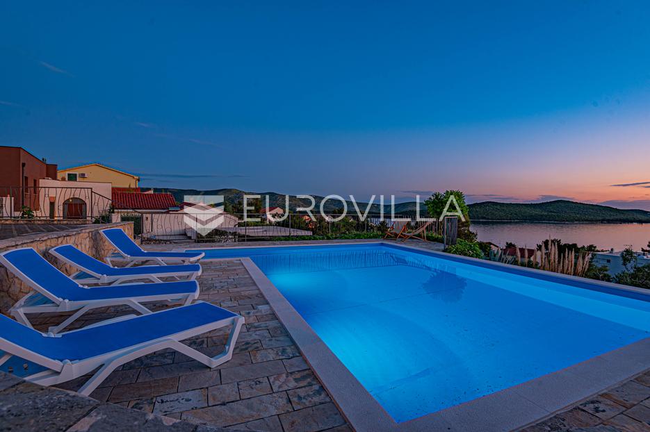 Casa In vendita -  Šibenik - Okolica