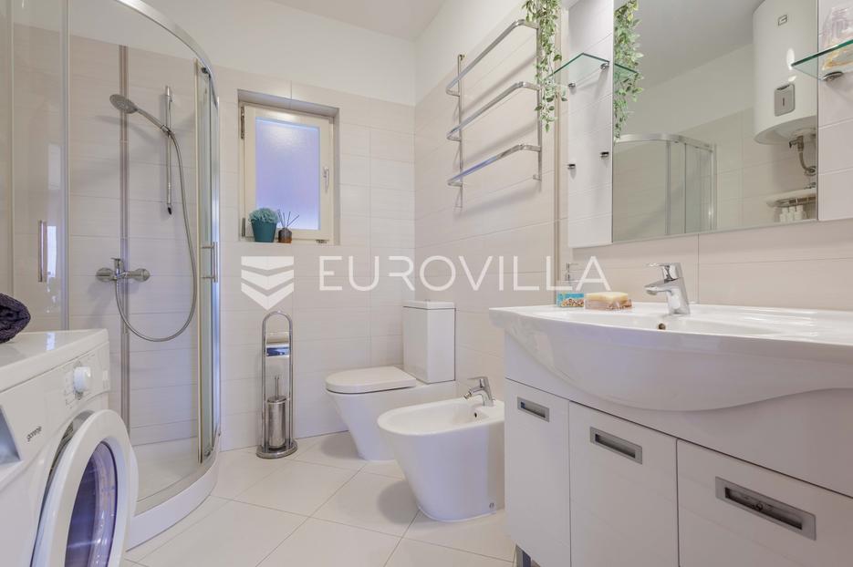 Apartment Zu verkaufen -  Pula