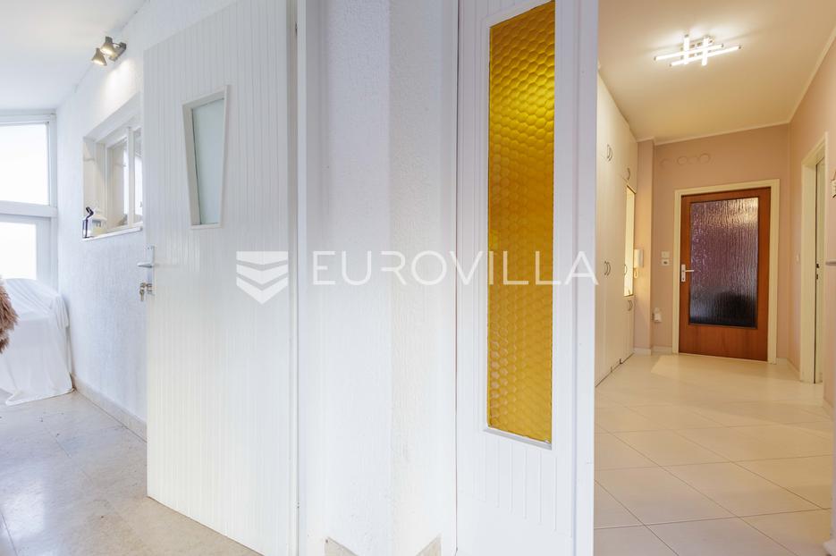 Apartment Zu verkaufen -  Pula