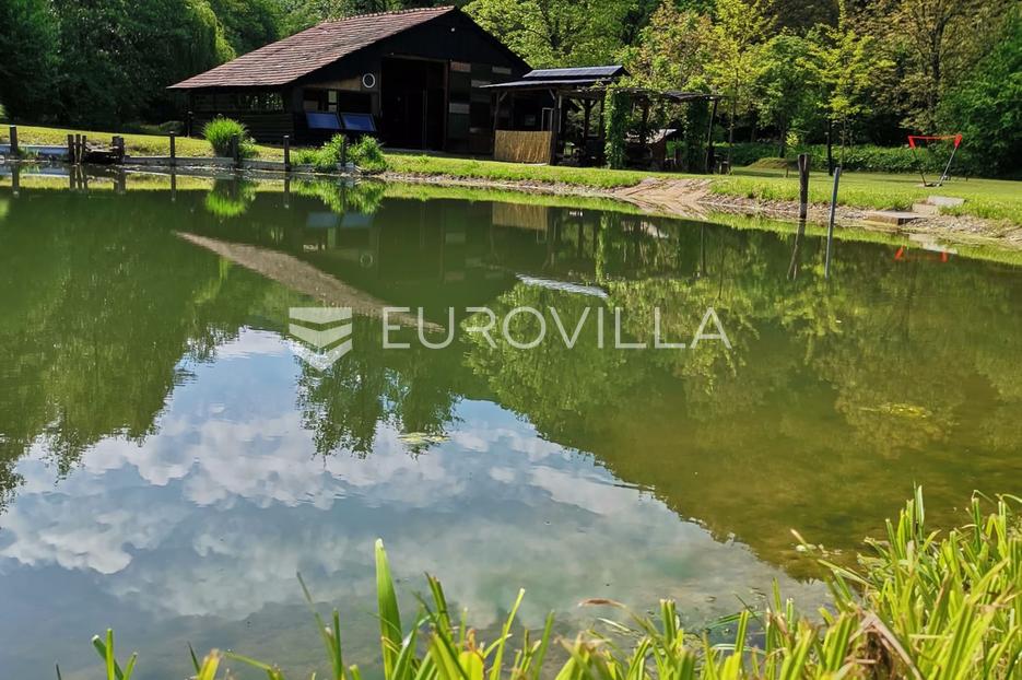 Poslovni prostor Na prodaju -  Pakrac