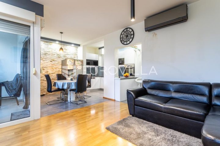 Flat for sale 75 m² – Žnjan