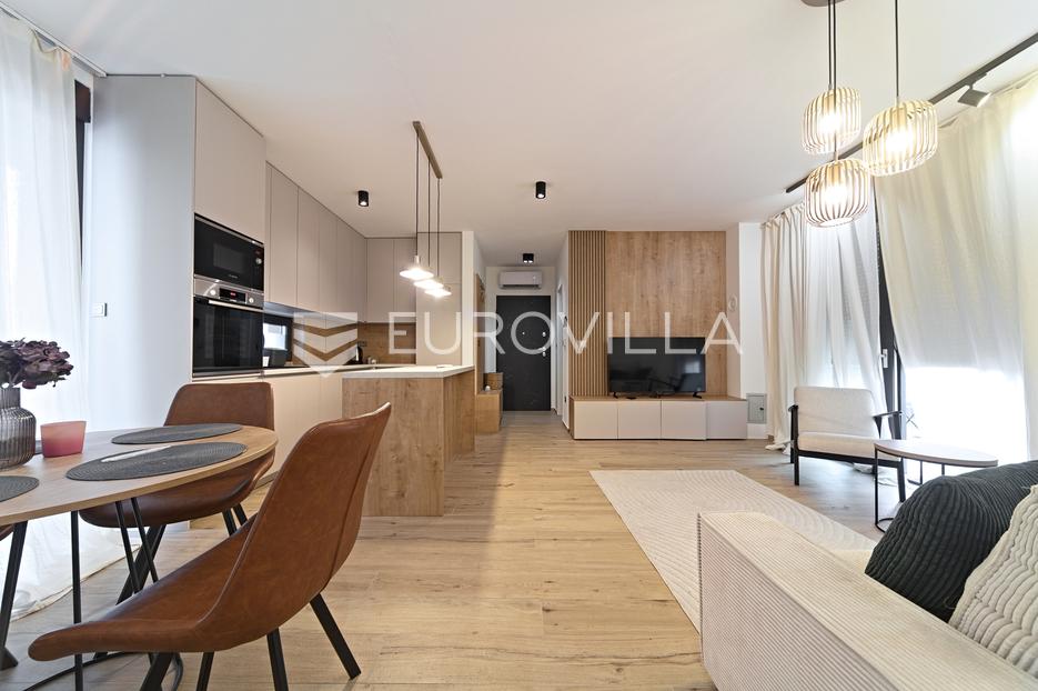 Apartmán Na predaj -  Osijek