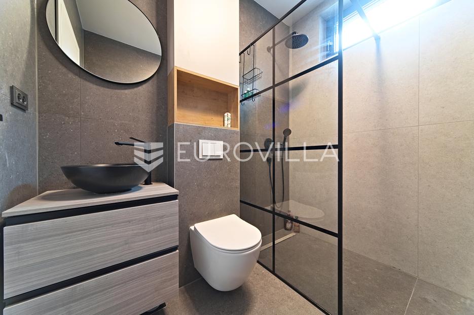 Apartmán Na predaj -  Osijek