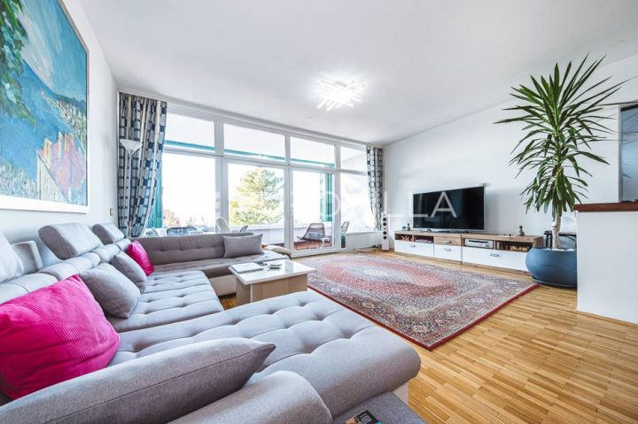 Hiša na predaj 430 m² – Njivice