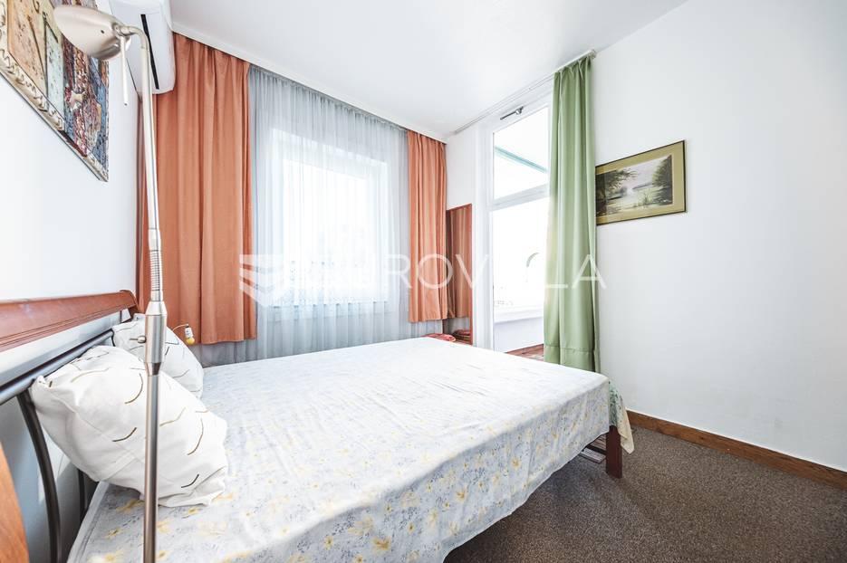 Kuća Na prodaju -  Omišalj