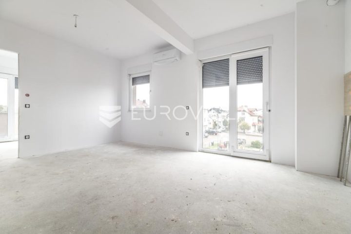 Stan na prodaju 45 m² – Rudeš