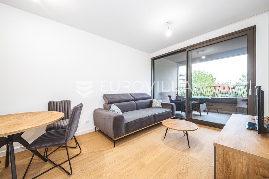 Apartmán Na predaj -  Maksimir