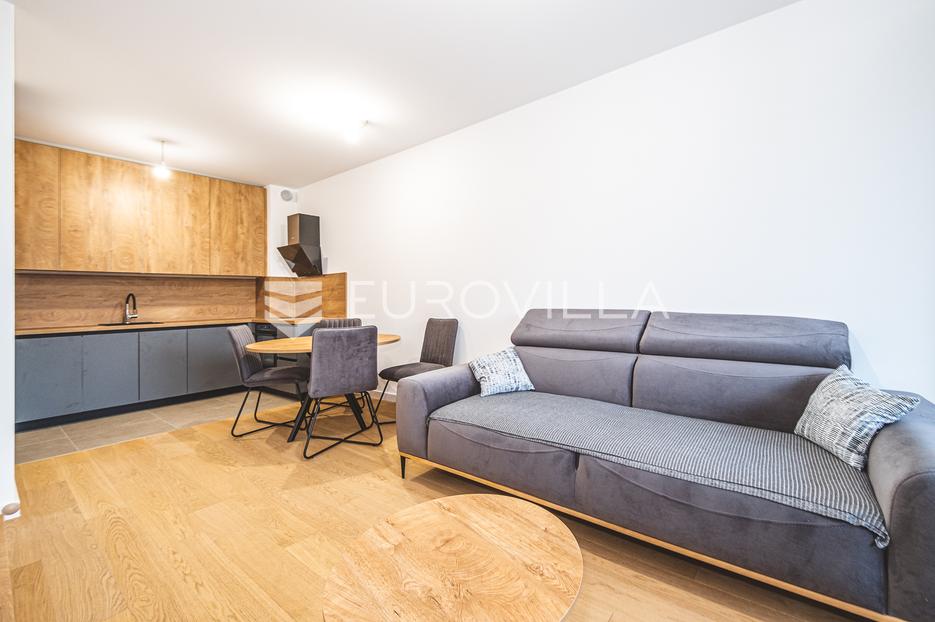 Apartmán Na predaj -  Maksimir