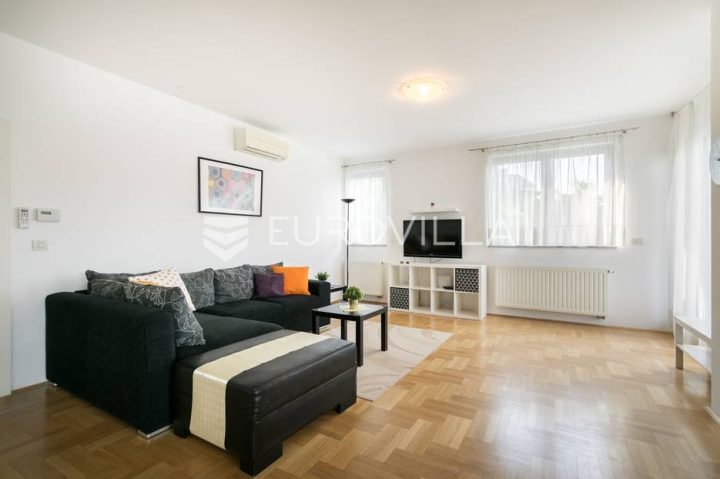 Apartmán na prenájom 96 m² – Maksimir
