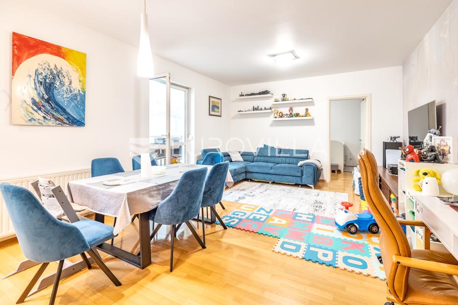 Apartmán Na predaj -  Donji Grad