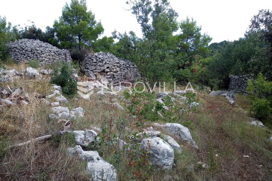 Terreno In vendita -  Supetar