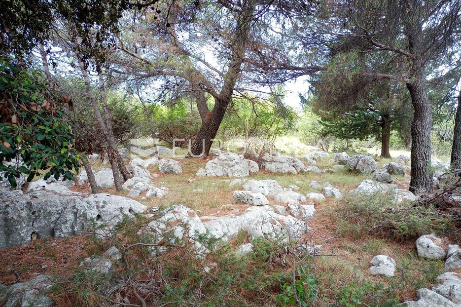 Terreno In vendita -  Supetar