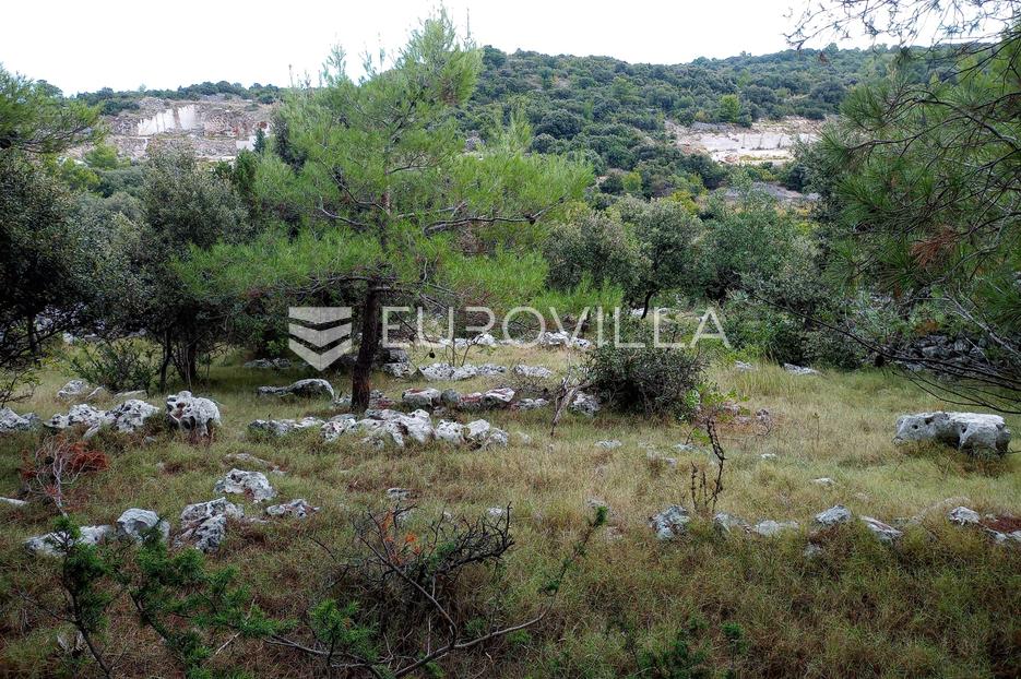 Terreno In vendita -  Supetar