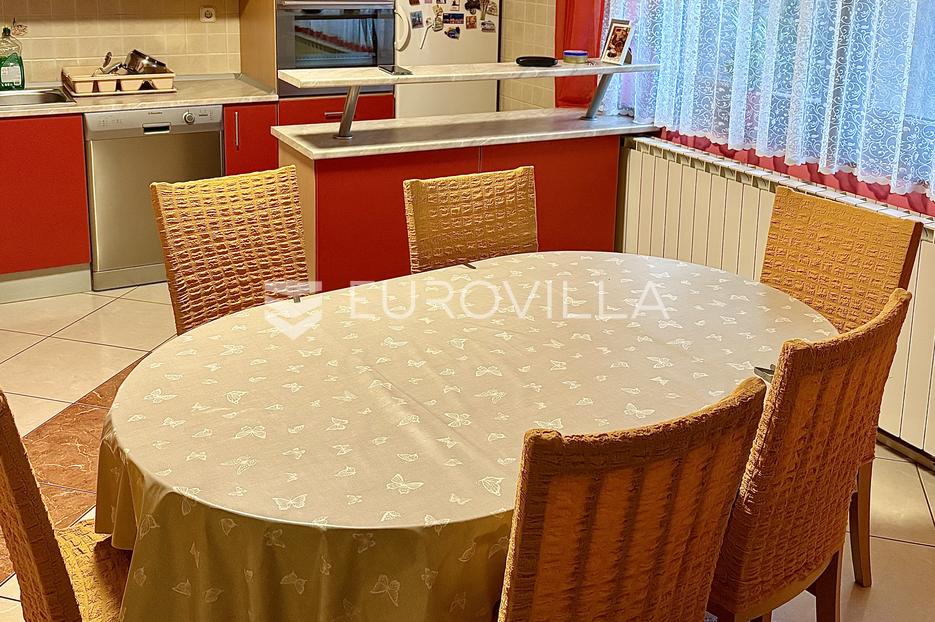 Casa In vendita -  Bjelovar