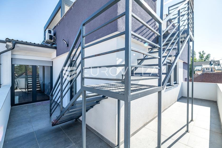 Apartma Naprodaj - Grad Zagreb Trnje