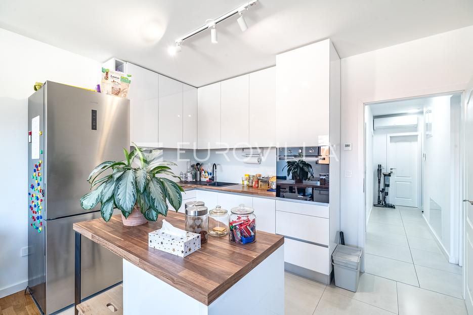 Appartement À vendre -  Trnje
