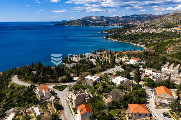Kuća na prodaju 143 m² – Plat