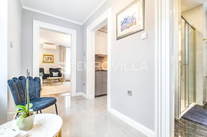 Flat For rent - Grad Zagreb Donji Grad - foto 2/3