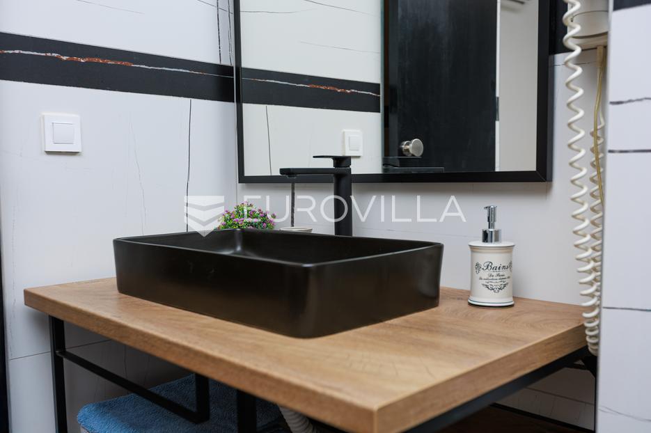 Kuća Na prodaju -  Vinodolska Općina