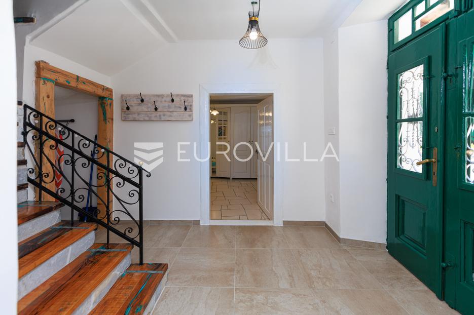 Kuća Na prodaju -  Vinodolska Općina