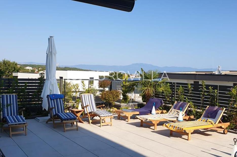 Maison À vendre -  Malinska-Dubašnica