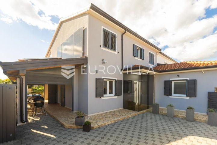 House for sale 144 m² – Galižana