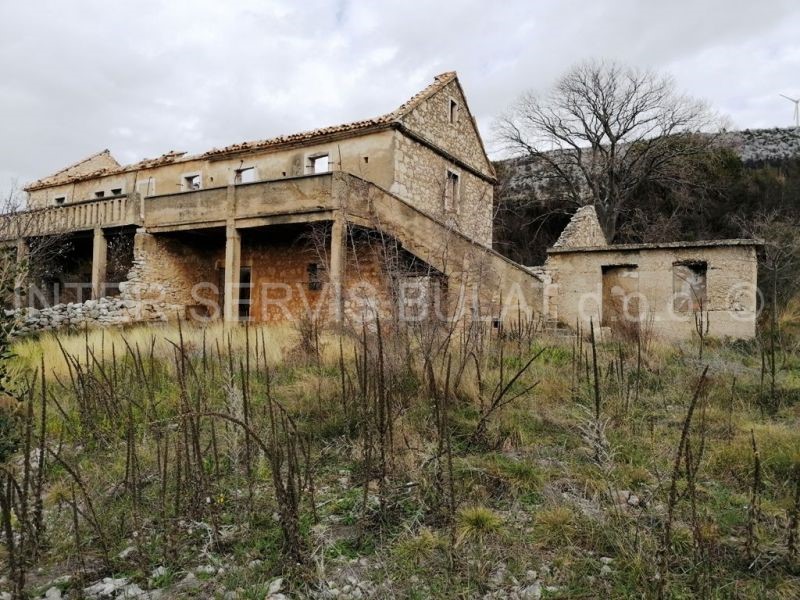 Kuća Na prodaju - ŠIBENSKO-KNINSKA  ŠIBENIK 