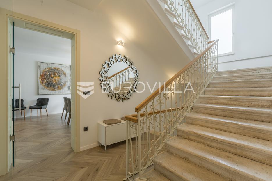 Haus Zu verkaufen -  Pula