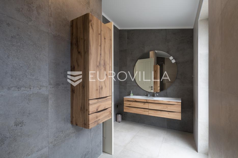 Haus Zu verkaufen -  Pula