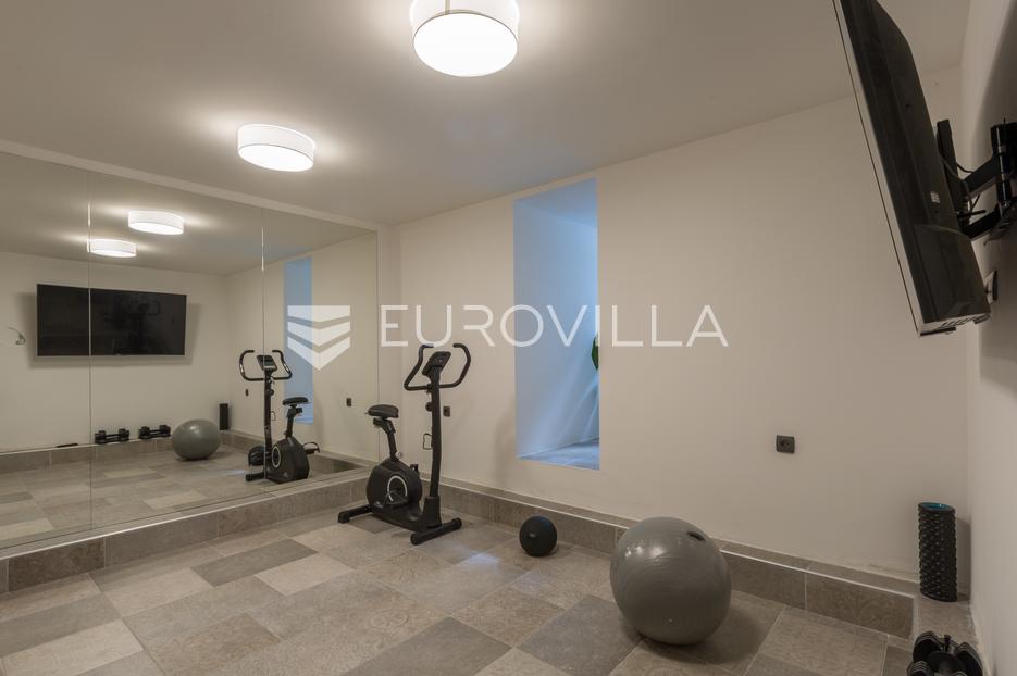 Haus Zu verkaufen -  Pula