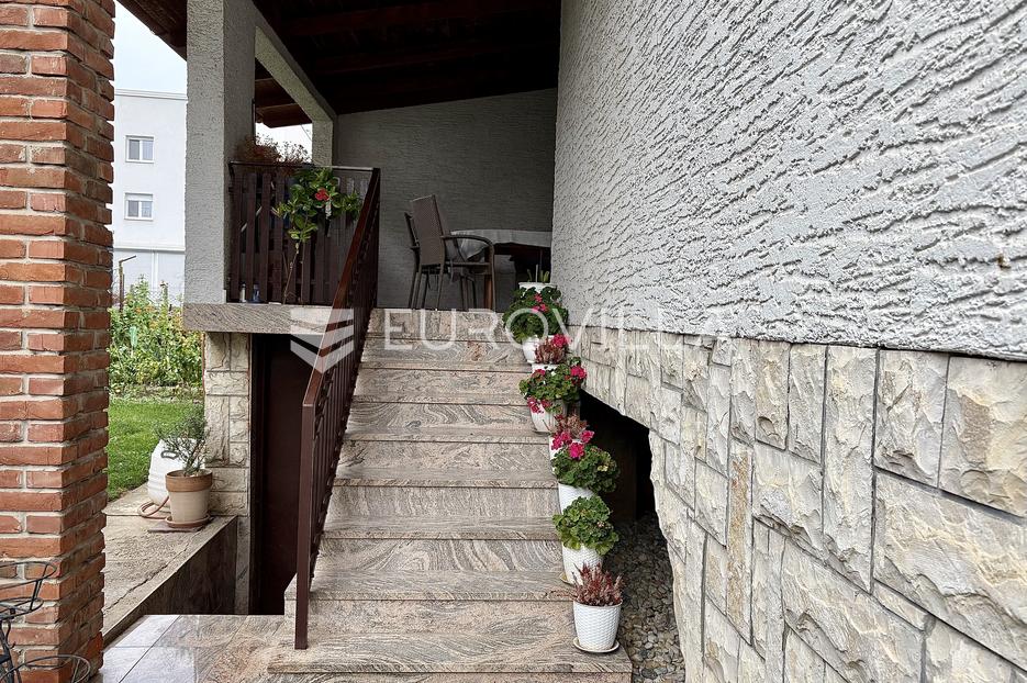 Casa In vendita -  Bjelovar