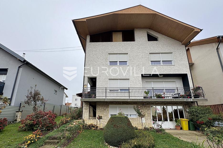 Casa In vendita -  Bjelovar